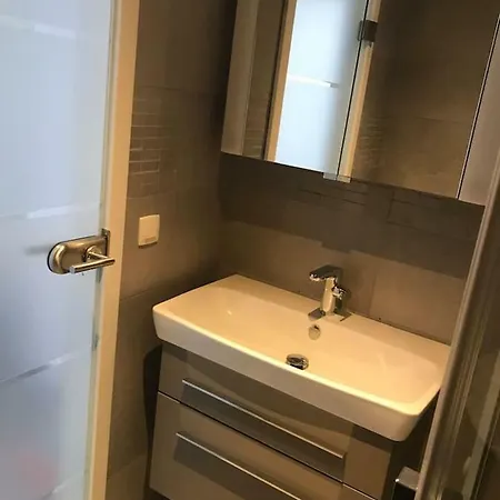 Bel 2 Ch A 300m De La Apartment *