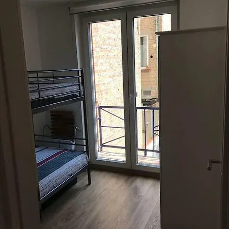 Apartment Bel 2 Ch A 300m De La