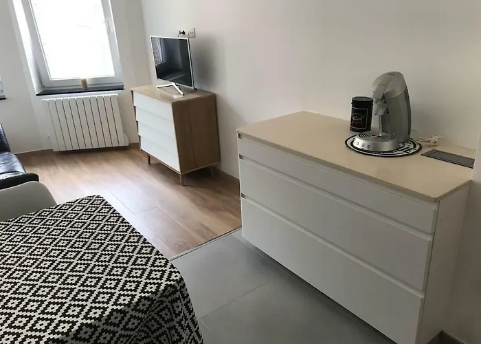 Bel 2 Ch A 300m De La * De Panne